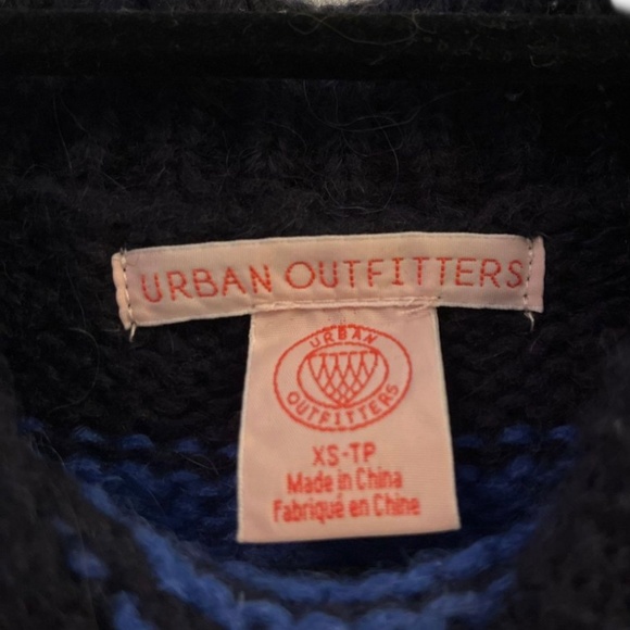 Urban Outfitters Kari Stripe Sweater - Picture 2 of 2